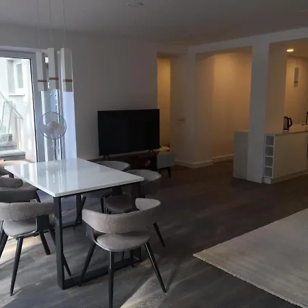 Luksusowy Apartament Pod Lasem, Otwock -Shared Garden, Sauna, Wood Hot Tub! Hot Tub Seasonal! Exterior foto