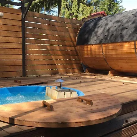 Luksusowy Apartament Pod Lasem, Otwock -Shared Garden, Sauna, Wood Hot Tub! Hot Tub Seasonal! Exterior foto